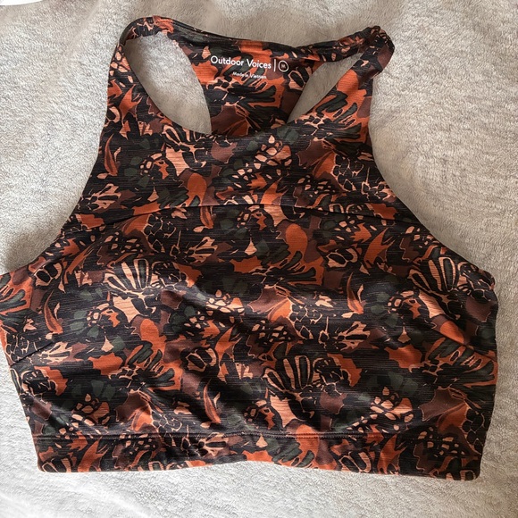 Outdoor Voices Athletic Two-Piece Set in Rust Floral Print - Picture 13 of 14